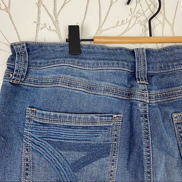 SEVEN7 Distressed High Rise Raw Hem Denim Shorts 16 - Picture 7 of 12